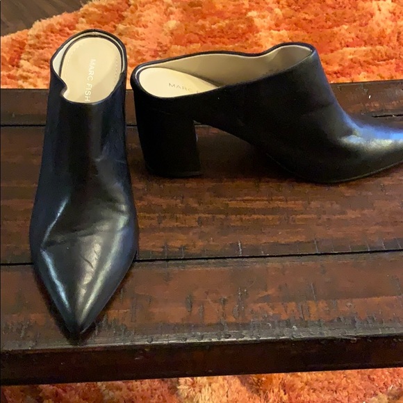 Black Step In Shoes - Picture 3 of 9